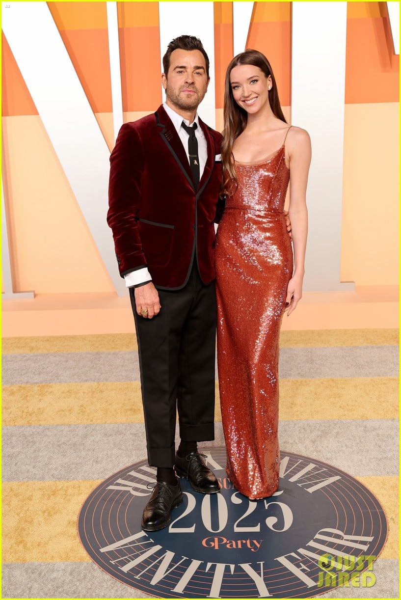 Justin Theroux & Wife Nicole Brydon Bloom Welcome First Child!: Photo ...