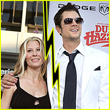 Johnny Knoxville Files For Divorce