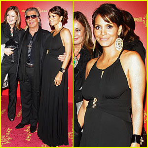 Halle Belly is Maternity Chic