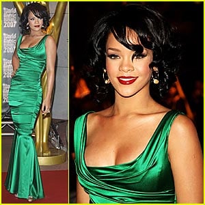 Rihanna @ World Music Awards 2007