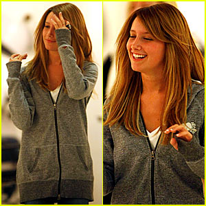 Ashley Tisdale: New Zealand, Here I Come!
