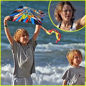 Jodie Foster: Let's Go Fly a Kite!
