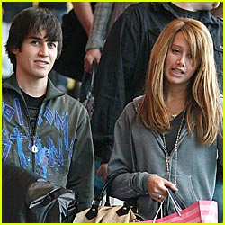 Ashley Tisdale & Jared Murillo Get Promise Rings