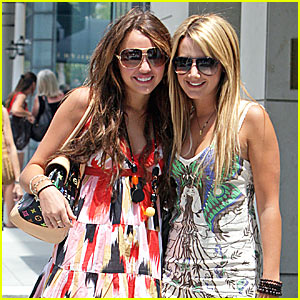 Miley Cyrus & Ashley Tisdale's Summer Shopping Spree