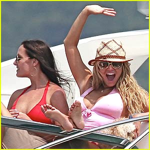 Jessica Simpson Waves on the Waves