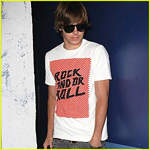Zac Efron: Rock And Or Roll?!?!