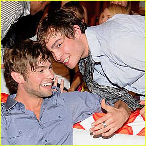 Chace Crawford & Ed Westwick Butt Heads