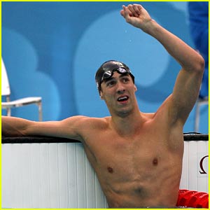 Michael Phelps Wins 8th Gold Medal