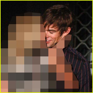 Chace Crawford Kissing Who???