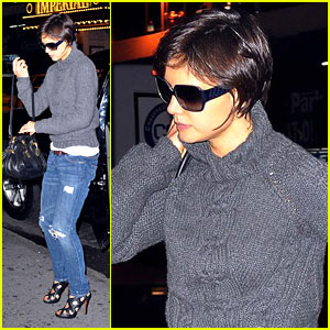 Katie Holmes is Busy on Broadway