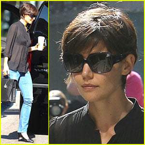 Katie Holmes: Jeans Watch Continues!