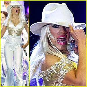 Christina Aguilera Gets Abu Dhabi Dirty