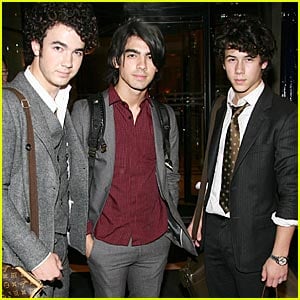 Jonas Brothers: Posh Has The Perfect Body