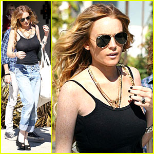 Lindsay Lohan Makes It Melrose