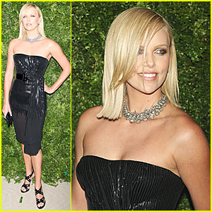 Charlize Theron Supports Vogue Fashion Fund