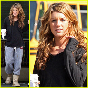 Shenae Grimes Takes To Her Trailer