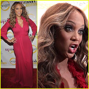 Tyra Banks Makes Funny Faces