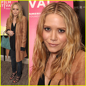 Mary-Kate Olsen Driven Off The Road By Paparazzi