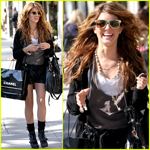 Shenae Grimes is Chanel Chic