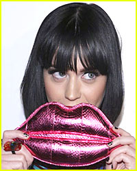 Katy Perry Gives Lip Service