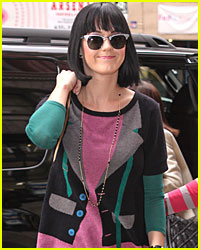 Katy Perry Unbuttons Her Sweater (Sort of)