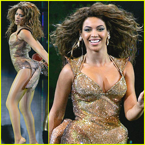 Beyonce Performs In Paris