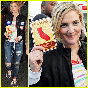 Drew Barrymore Attends Gay Marriage Rally