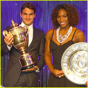 Roger Federer & Serena Williams Take Their Trophies