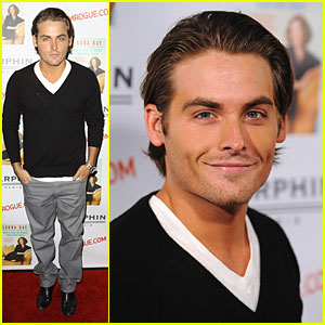 Kevin Zegers Learns How to Rule The World