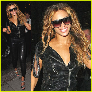 Beyonce Takes A Shot of Whiskey Mist | Beyonce Knowles, Jay Z ...