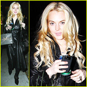Lindsay Lohan Goes To Church
