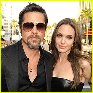 Angelina Jolie and Brad Pitt Spread Holiday Cheer!