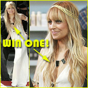 Win Nicole Richie's House of Harlow 1960 Necklace!