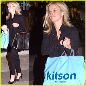 Newly Single Reese Witherspoon Steps Out to Shop