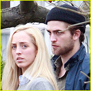 Robert Pattinson Bonds With His Sister