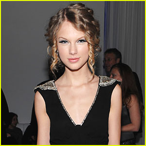 Taylor Swift Gives Back to Schools -- Big Time