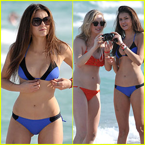 Nina Dobrev & Candice Accola: Vampire Diaries' Bikinis!