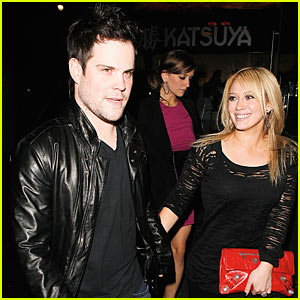 Mike Comrie: $1 Million Engagement Ring for Hilary Duff!