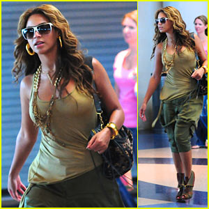Beyonce & Jay-Z: Coachella is Over!