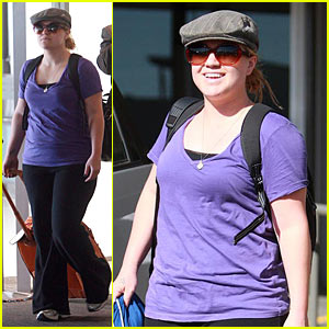 Kelly Clarkson: Purple in Perth!