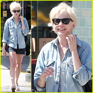 Michelle Williams: New Cropped Hairdo!