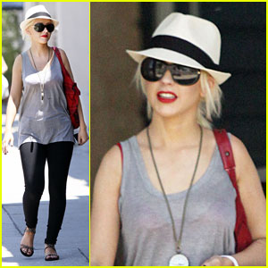 Christina Aguilera: Beverly Hills Shopping Spree