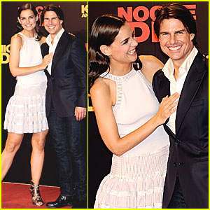 Tom Cruise: 'Knight and Day' Premiere with Katie Holmes!
