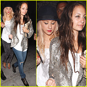 Christina Aguilera: Nightclub with Nicole Richie!