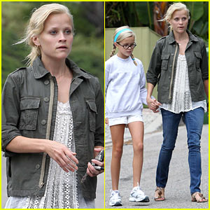 Reese Witherspoon & Ava Phillippe: Mother-Daughter Bonding