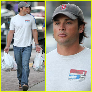 Tom Welling: Grocery Shopping for Superman