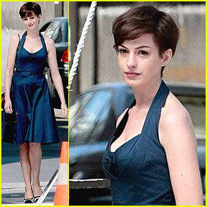 Anne Hathaway Debuts New Cropped 'Do