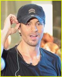 Enrique Iglesias Water Skis Naked For A Bet