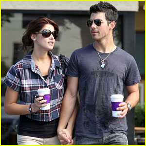 Joe Jonas & Ashley Greene: Coffee Couple