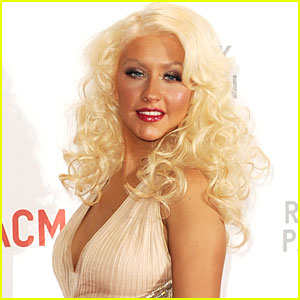 Christina Aguilera: Performing 'Burlesque' Number at 2010 AMAs!
